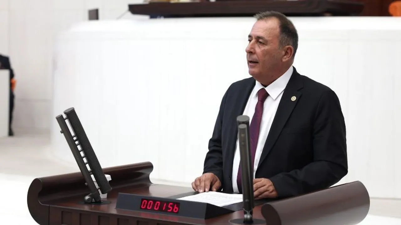 Yeni Parti Antalya Milletvekili Mustafa Erdem'e rüşvet soruşturması