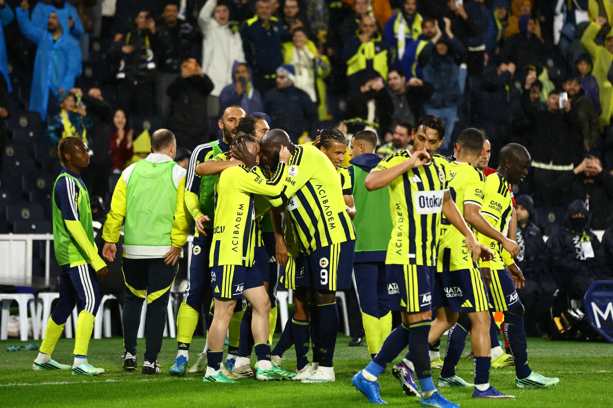 Ahmet Çakar'dan Fenerbahçe maçı yorumu! İptal edilen goller...