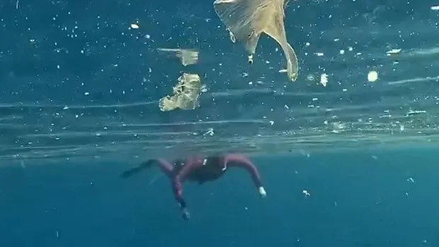 Antalya’da deniz içi plastik kirliliği havadan ve su altından görüntülendi! ‘Bu sularda yüzmeyin’ uy