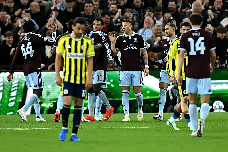 Aston Villa - Fenerbahçe maçı sonrası dış basında flaş manşet!