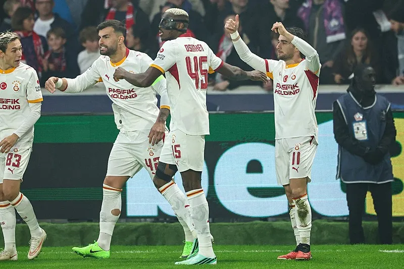'Avrupa Fatihi' geri döndü! Galatasaray Fransa'da 4 golle kazandı