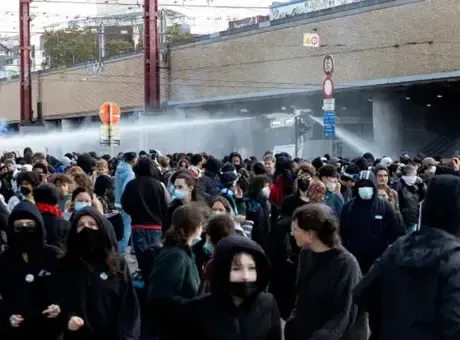 Belçika da kızışıyor: Protestolarda 150 gözaltı
