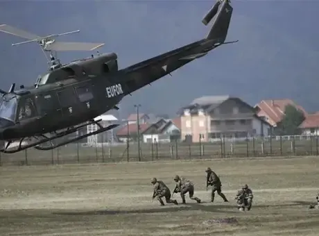 Bosna Hersek'te askeri helikopter kazası! Ölü ve yaralılar var
