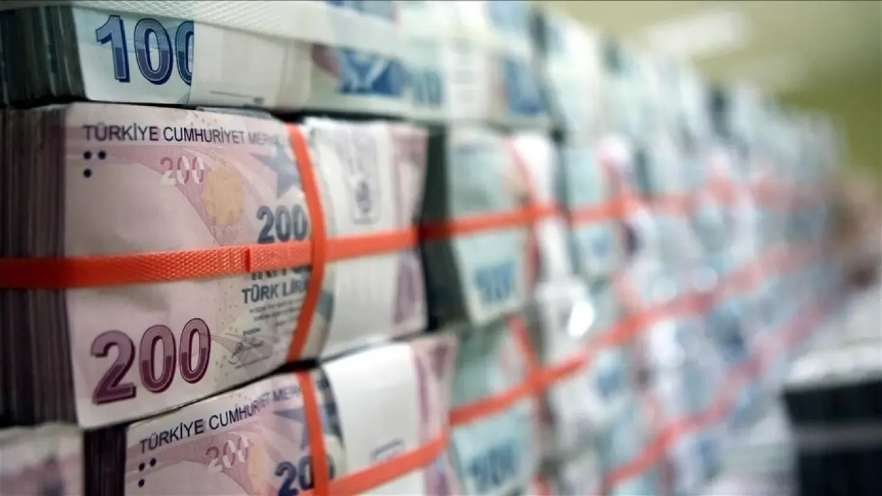 Bütçede yılın en yüksek aylık açığı
