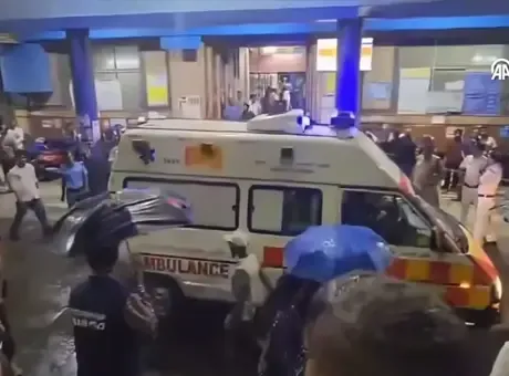 Dini festivalde can pazarı! Şiddetli yağıştan kaçarken izdiham çıktı: Aralarında çocuk ve kadınların