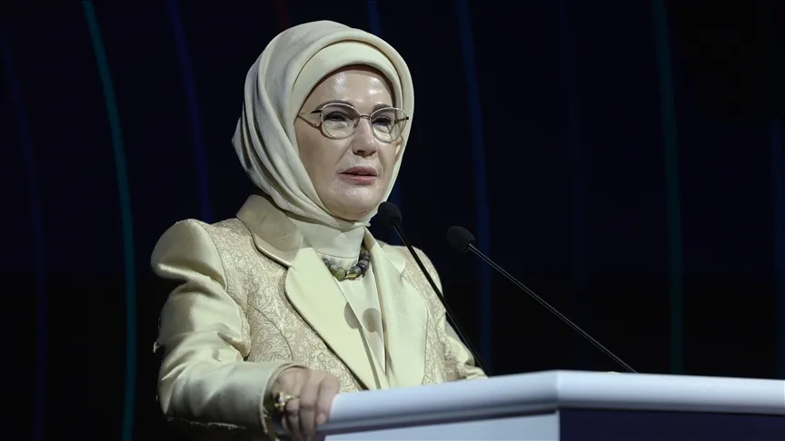 Emine Erdoğan'dan Dünya Kız Çocukları Günü mesajı