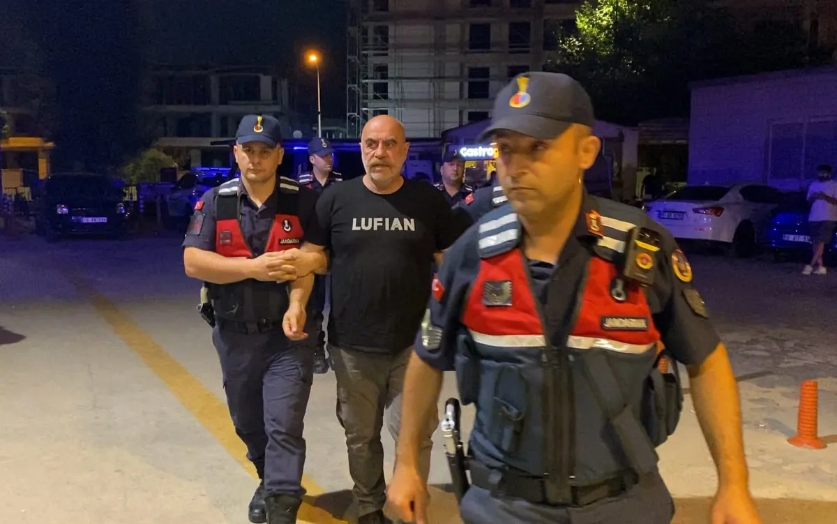 Ezel Akay adli kontrolle serbest kaldı, kardeşi Eren Kazım Akay tutuklandı