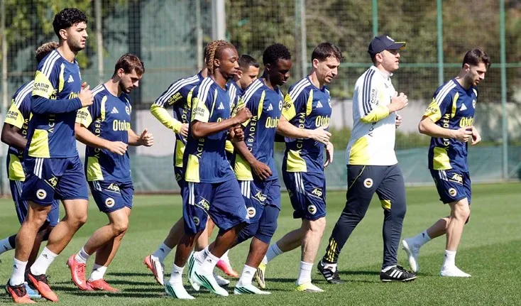 Fenerbahçe, Aston Villa maçı hazırlıklarına başladı!