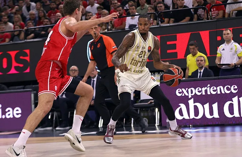 Fenerbahçe Tarfin deplasmanda Olympiakos'u devirdi! İşte maçın özeti