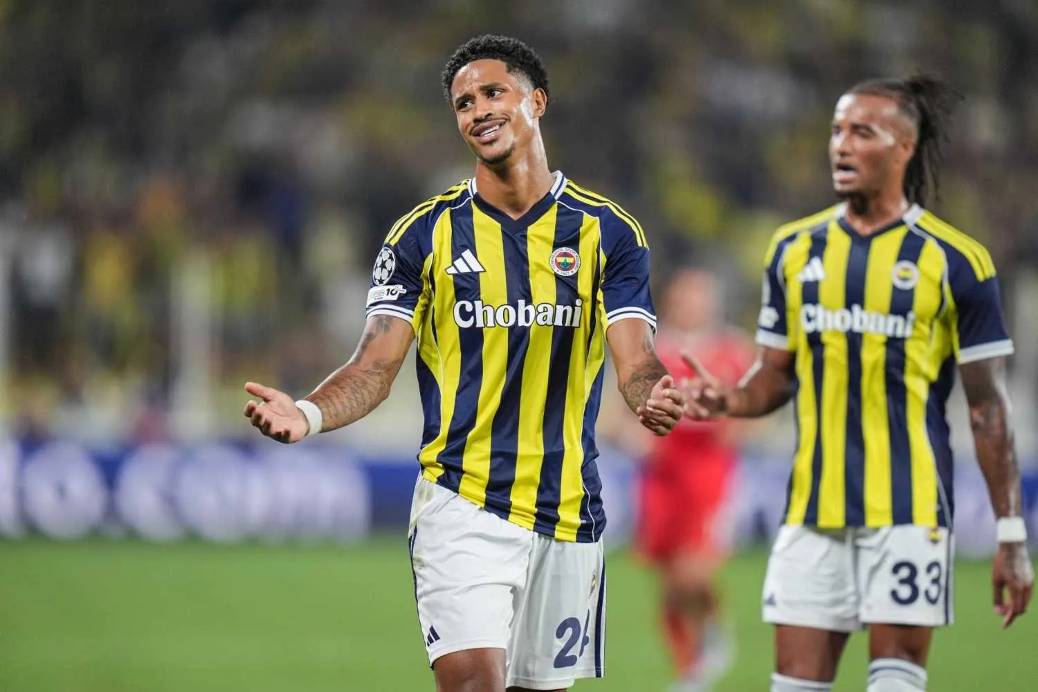 Fenerbahçe'de Jayden Oosterwolde kararı! Sakatlık sonrası plan belli oluyor