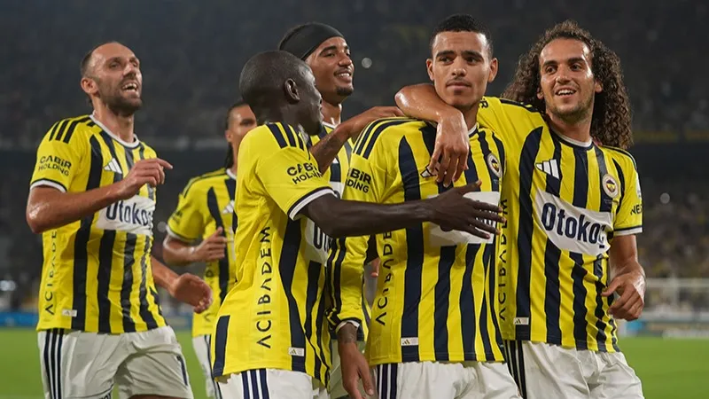 Fenerbahçe'nin Şampiyonlar Ligi kadrosu belli oldu. Tek eksik var