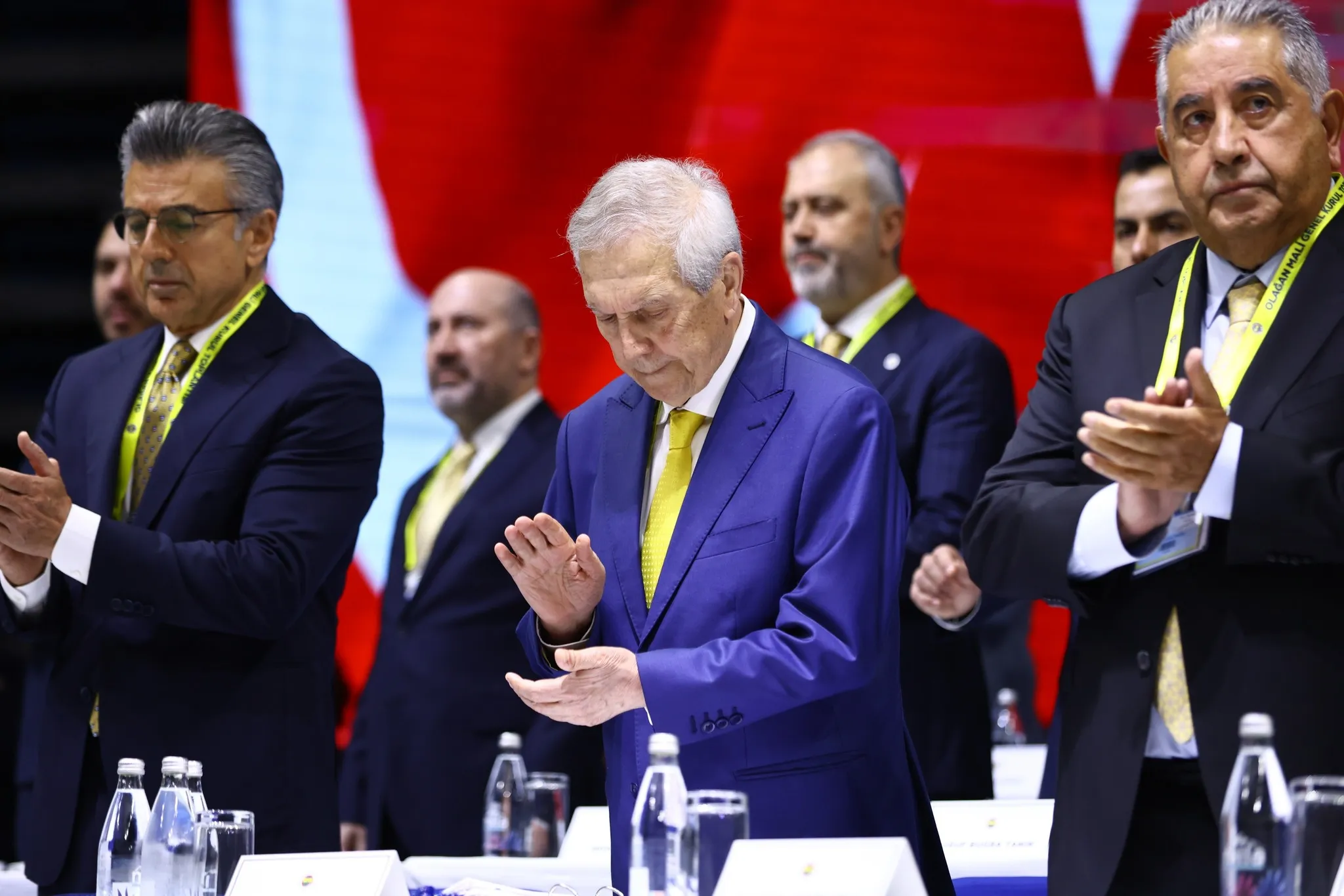 Fenerbahçe'ye verilen transfer yasağı kalktı!