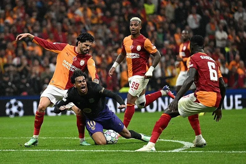 Galatasaray evinde Barcelona'ya kaybetti! İşte maçın özeti