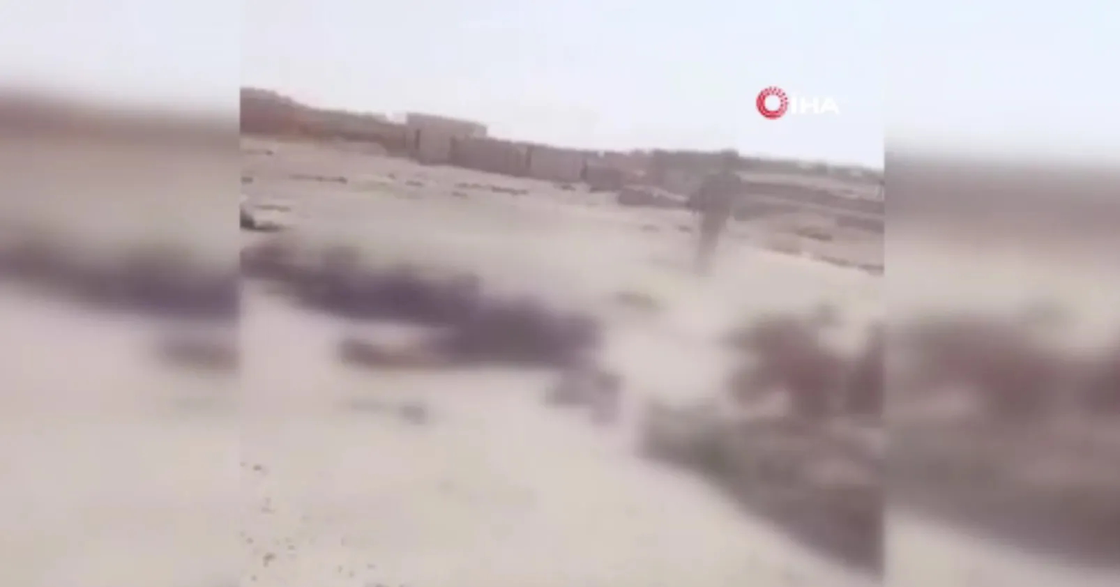 Husilerin Yemen'deki askeri kampa düzenlediği saldırıda 50 ölü, 100'den fazla yaralı
