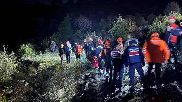 Isparta'da kanyonda mahsur kalan 14 kişilik İHH gönüllülerinden 1 kişi hayatını kaybetti