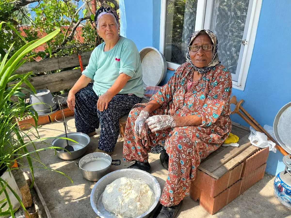 İzmir'in Tire ve Bayındır ilçelerinde Afro-Türkler doğdukları topraklarda yaşıyor