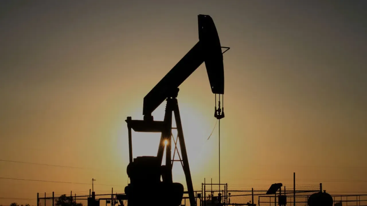 Küba, petrol sektörünü yabancı yatırımlara açmak için eski yasaları yürürlükten kaldırdı