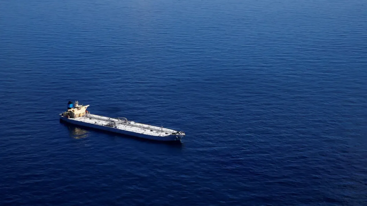 Rusya'dan ABD'ye dizel taşıyan ilk tanker yola çıkıyor