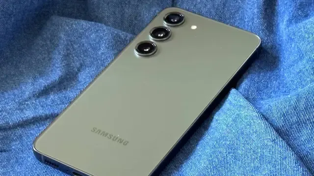 Samsung Galaxy S23 Serisine One UI 9 Geldi: Son Güncelleme!