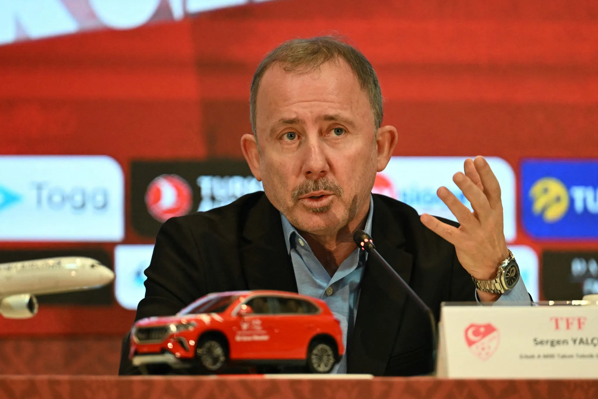 Sergen Yalçın: Milli takımda kulüpçülük olmaz!