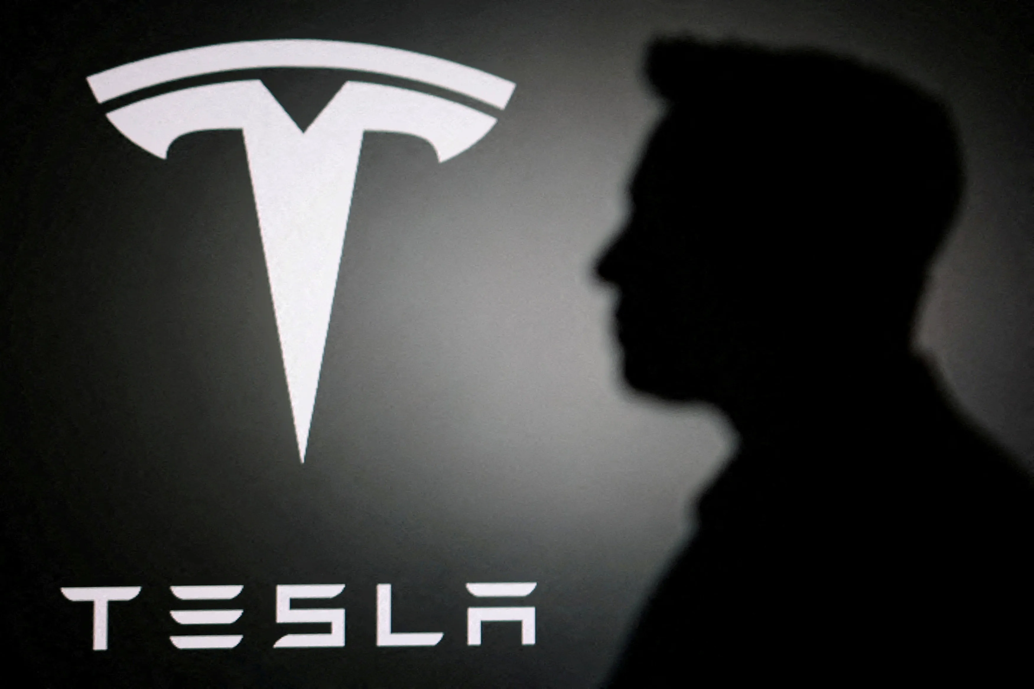 SpaceX ve Tesla birleşiyor mu? Elon Musk: İyi bir fikir olacağını düşünüyorum