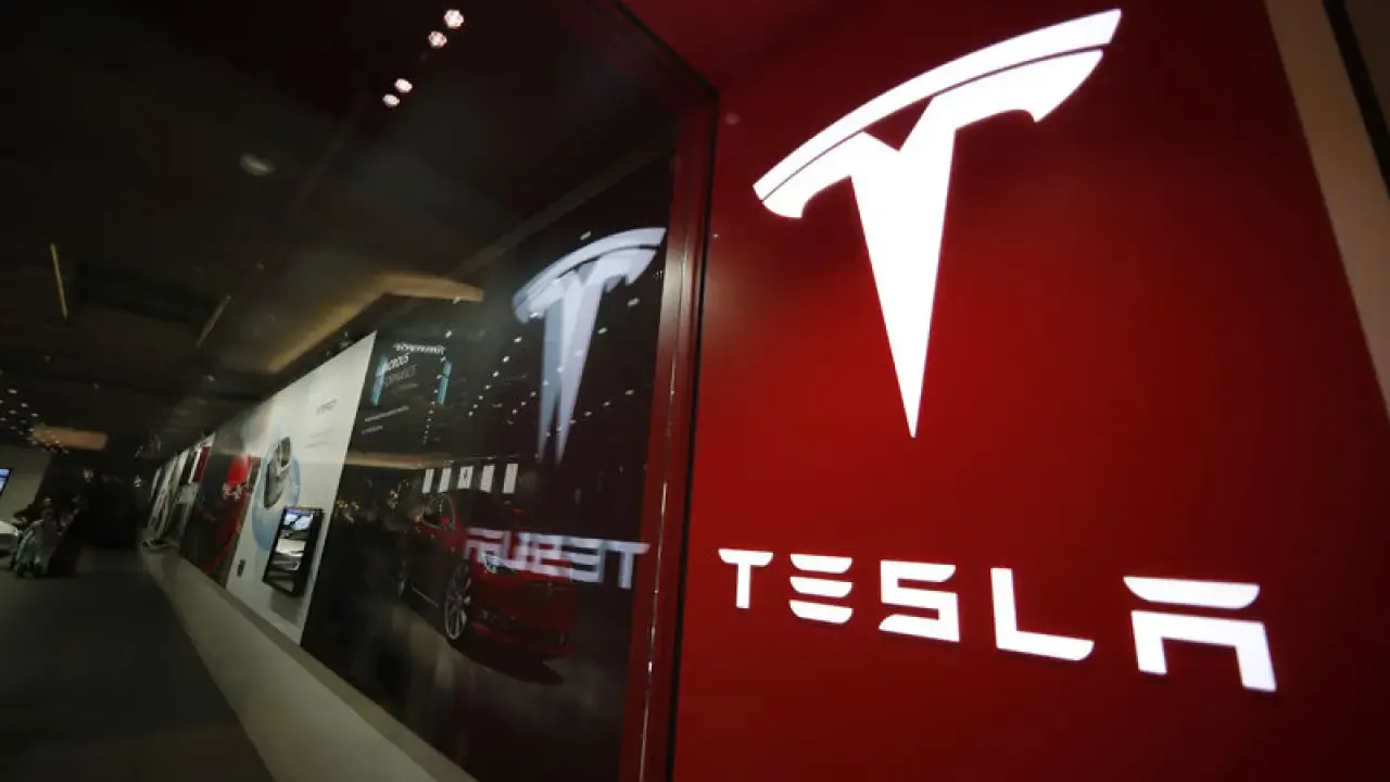 Tesla'nın üçüncü çeyrek net kârı yüzde 43 azaldı