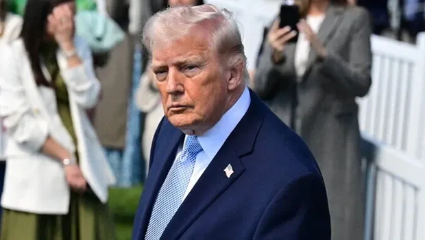 Trump anlattı: Yolcu kumandayı aldı, uçağı kurtardı