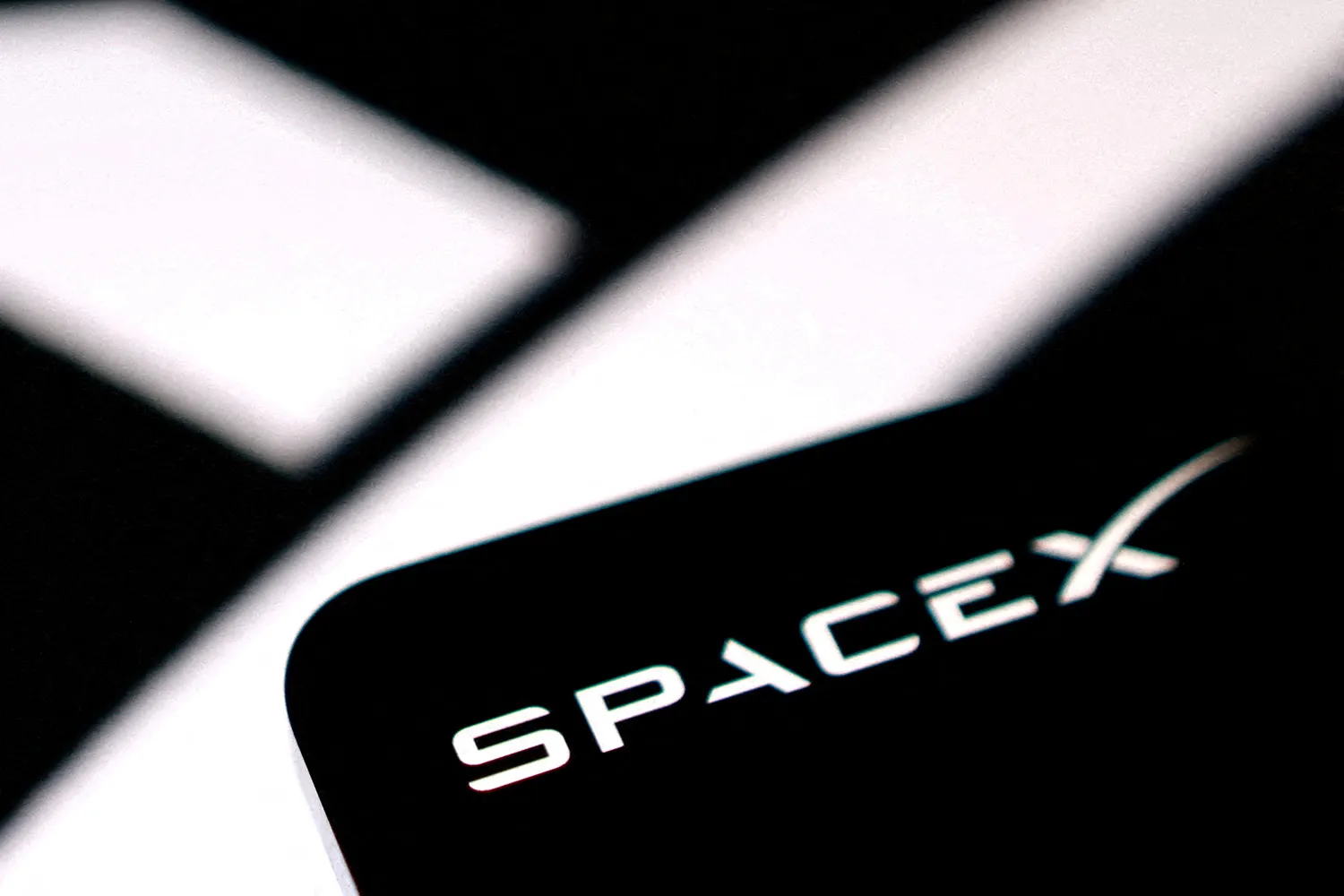 Ukrayna: Starlink ordumuzun kullandığı interneti kısıtladı