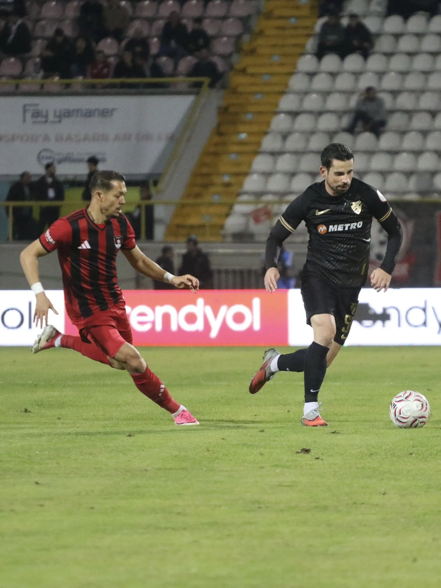 Vanspor FK deplasmanda Boluspor'u 3-0 mağlup etti!