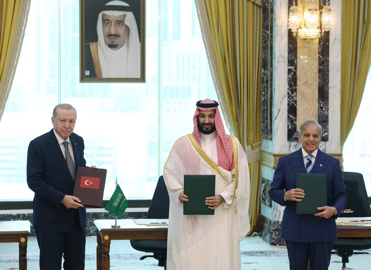 Bölgesel Dengeleri Değiştirecek Hamle: Türkiye, Suudi Arabistan ve Pakistan'dan Üçlü Savunma Anlaşması